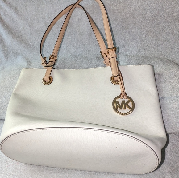 Michael Kors Yet Setter tote bag . - Picture 7 of 14